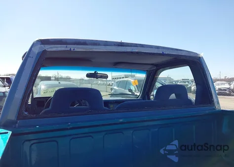 1992 GMC Sierra C1500 z USA, uszkodzony, nr VIN 1GTDC14Z6NZ544514